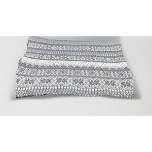 Reversible Cozy Gray White Fair Isle Throw Blanket Made In Canada 63” X 66”
